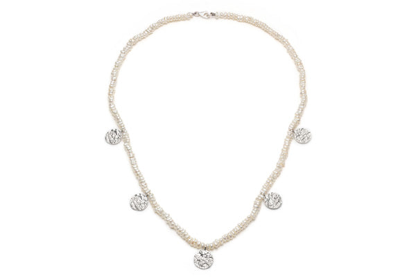 
            
                Load image into Gallery viewer, Mineral Medallion Charms Pearl Necklace
            
        