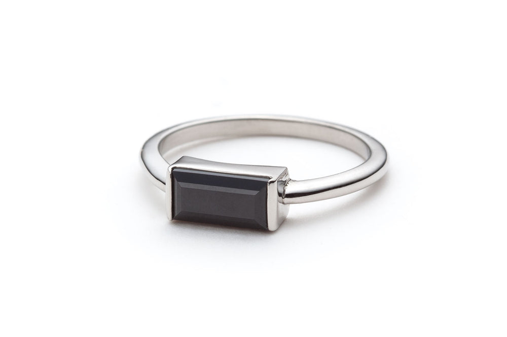 
            
                Load image into Gallery viewer, Baguette Black Spinel Ring in Silver
            
        
