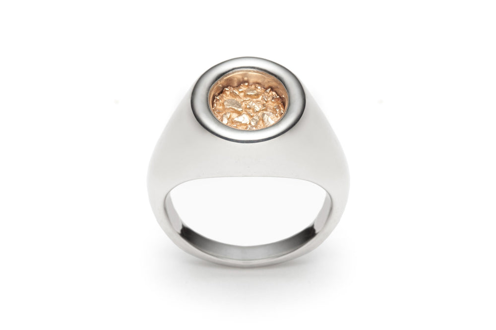 Meteor Signet Ring in Gold